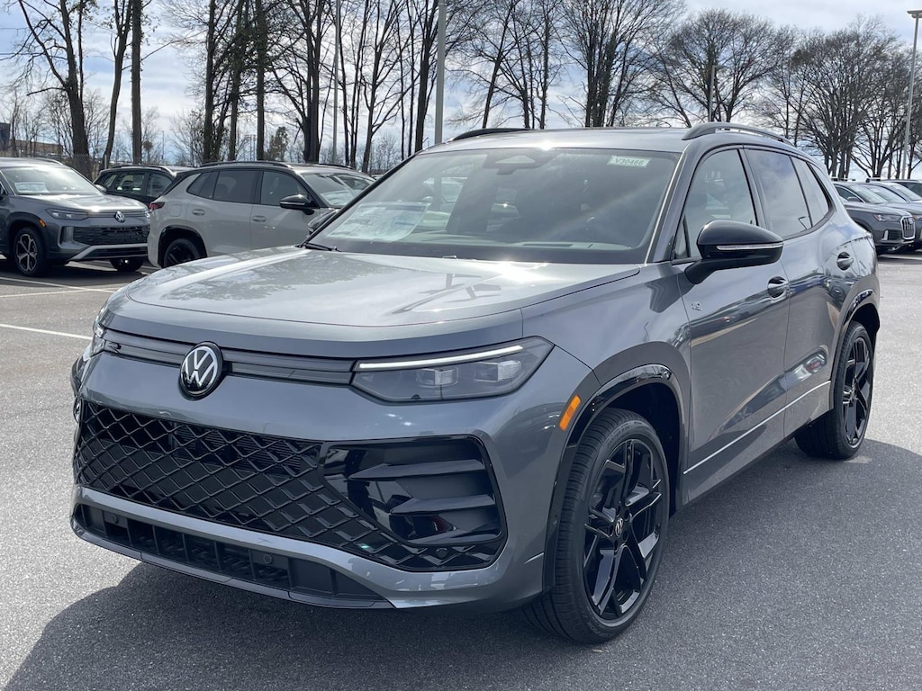 New 2026 Volkswagen Tiguan 2.0T SE R-Line Black FWD Sport Utility