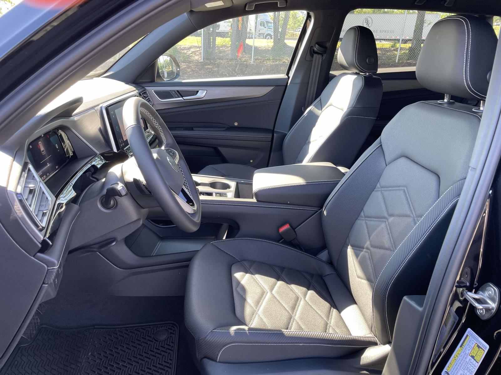2026 Volkswagen Atlas Cross Sport SE - Photo 17