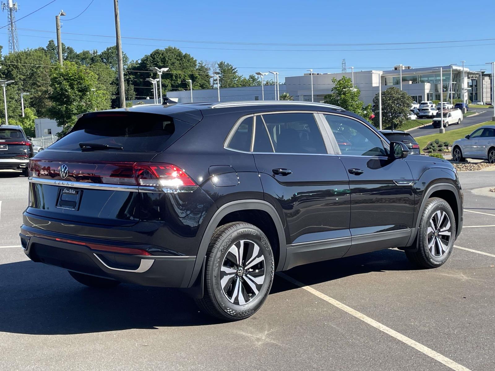 2026 Volkswagen Atlas Cross Sport SE - Photo 7