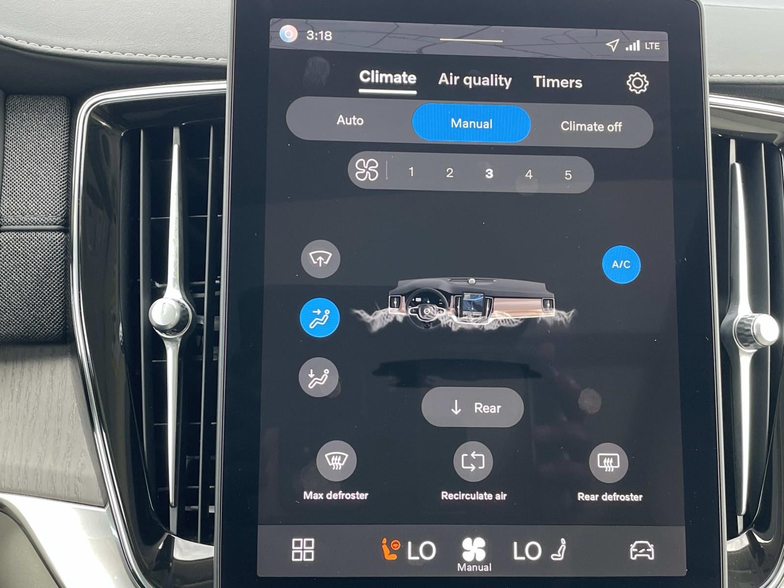 2026 Volvo XC90 Ultra - Photo 29