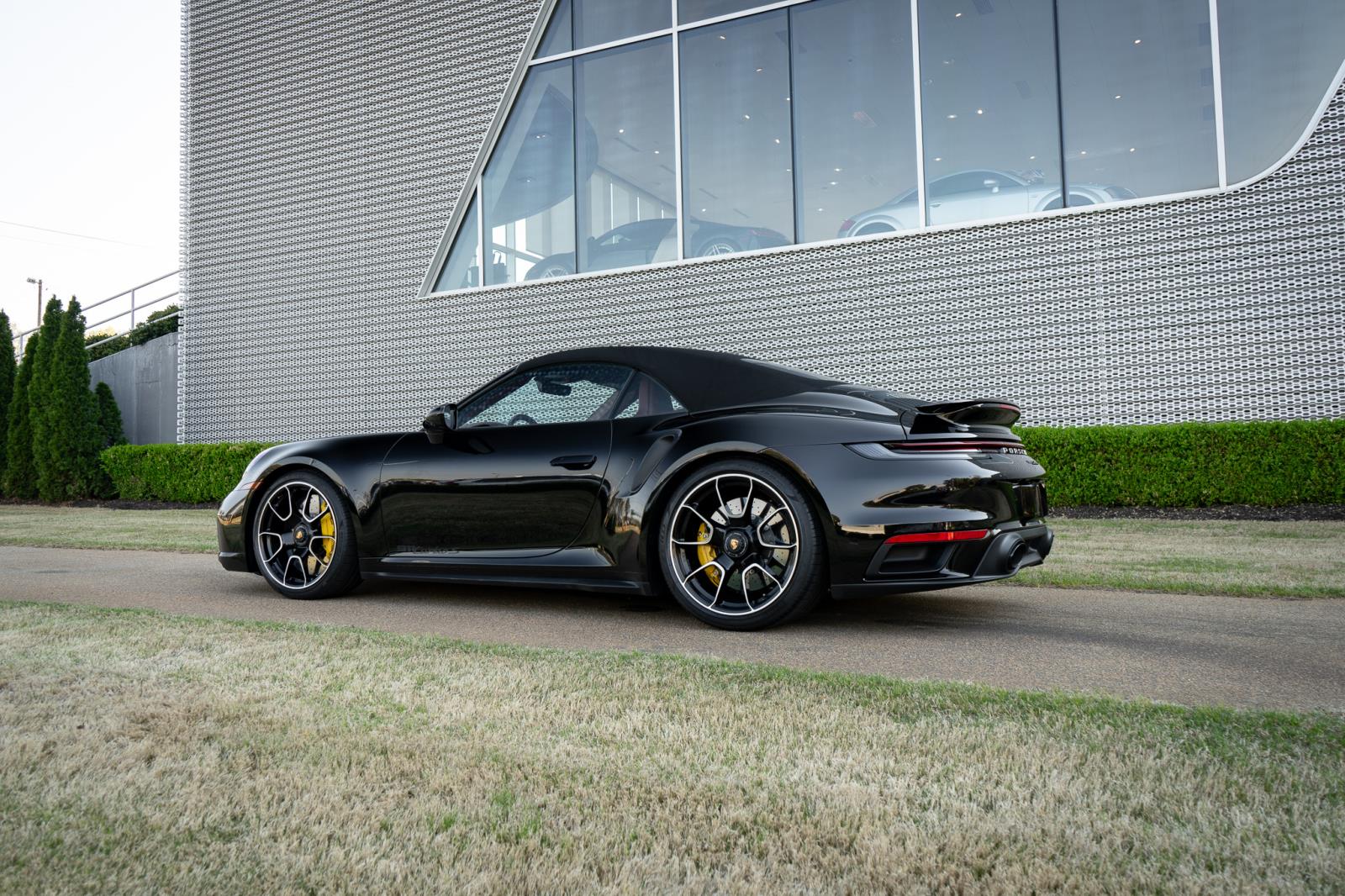 2024 Porsche 911 Turbo S - Photo 22
