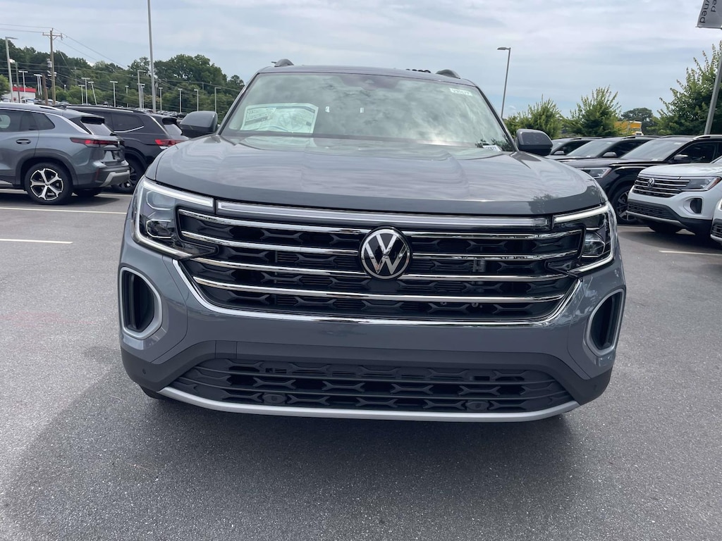 New 2026 Volkswagen Atlas 2.0T SE w/Technology Sport Utility