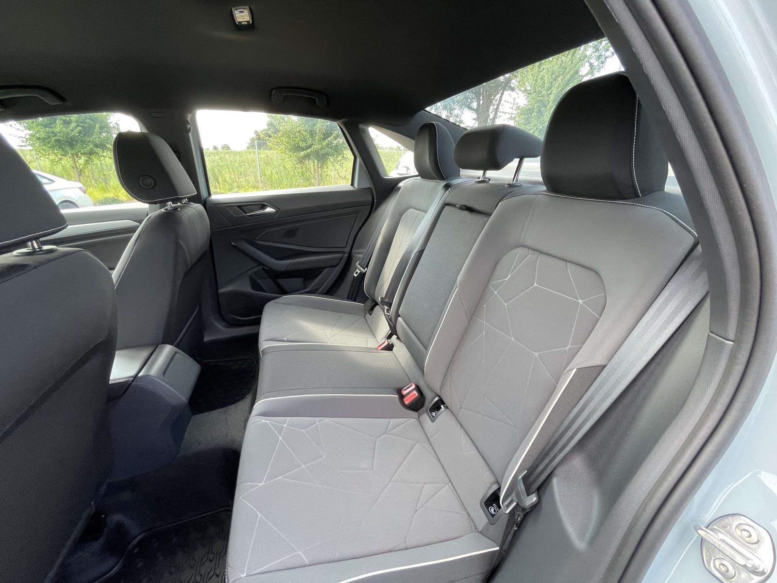 2026 Volkswagen Jetta Sport - Photo 11