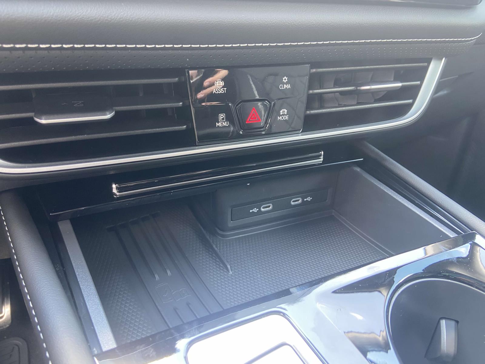 2026 Volkswagen Atlas SEL Premium R-Line - Photo 29