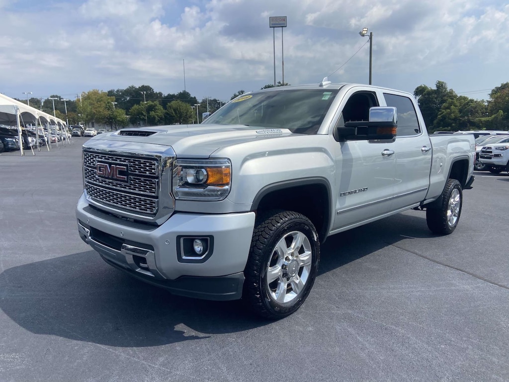 Used 2019 GMC Sierra 2500HD 4WD Crew Cab 153.7 Denali Crew Cab Pickup
