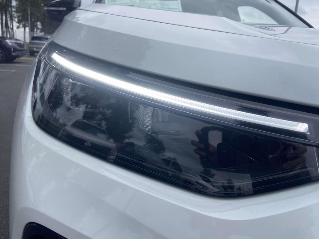 New 2025 Volkswagen Tiguan 2.0T SE R-Line Black Sport Utility