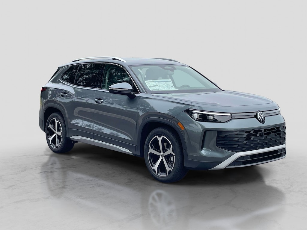 New 2026 Volkswagen Tiguan 2.0T SE Sport Utility