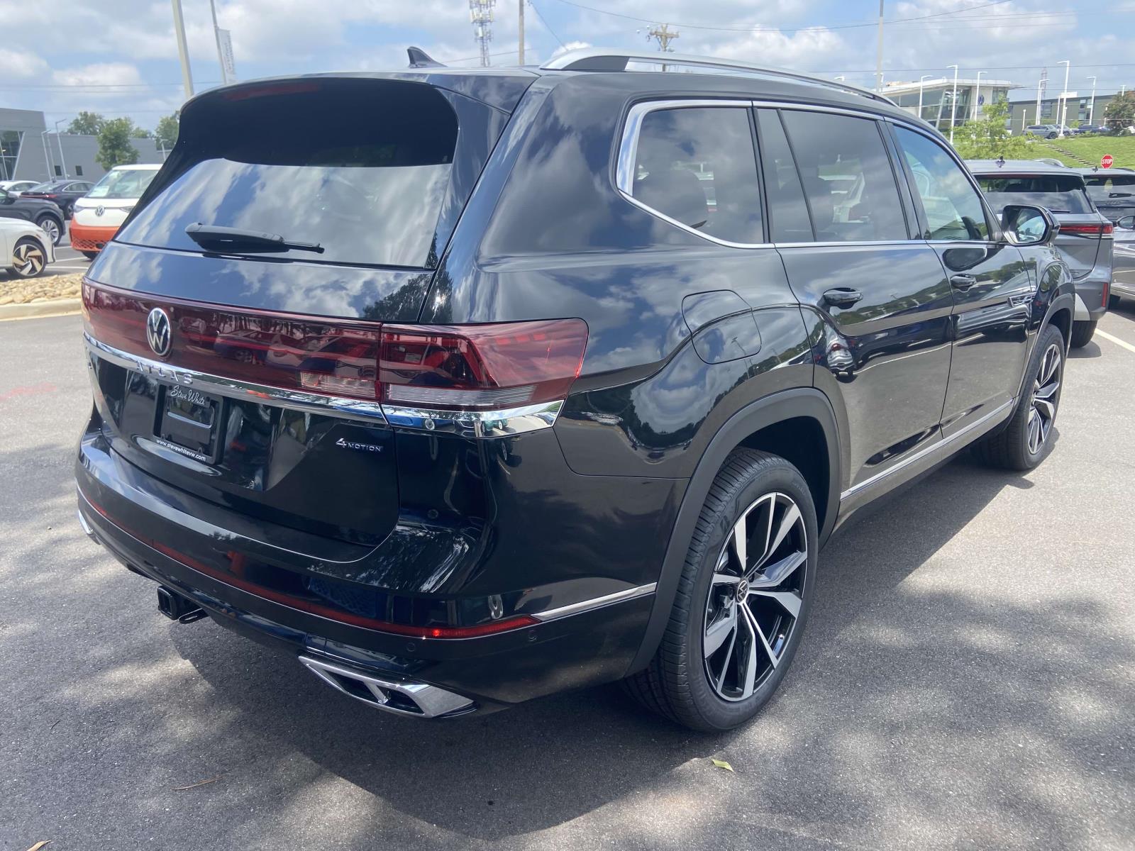 2026 Volkswagen Atlas SEL Premium R-Line - Photo 9