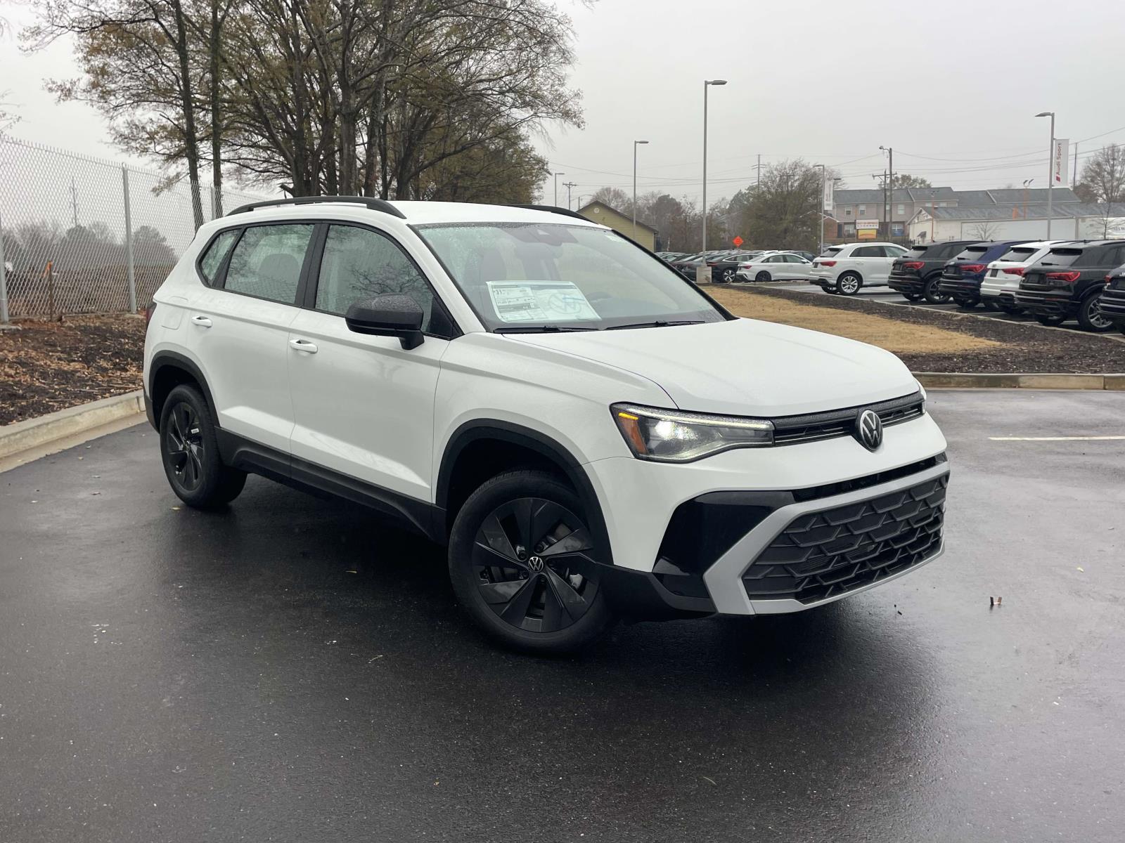 2026 Volkswagen Taos S's photo