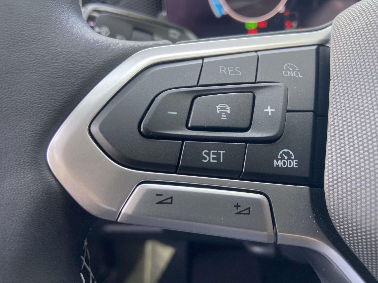 2026 Volkswagen Tiguan S - Photo 22