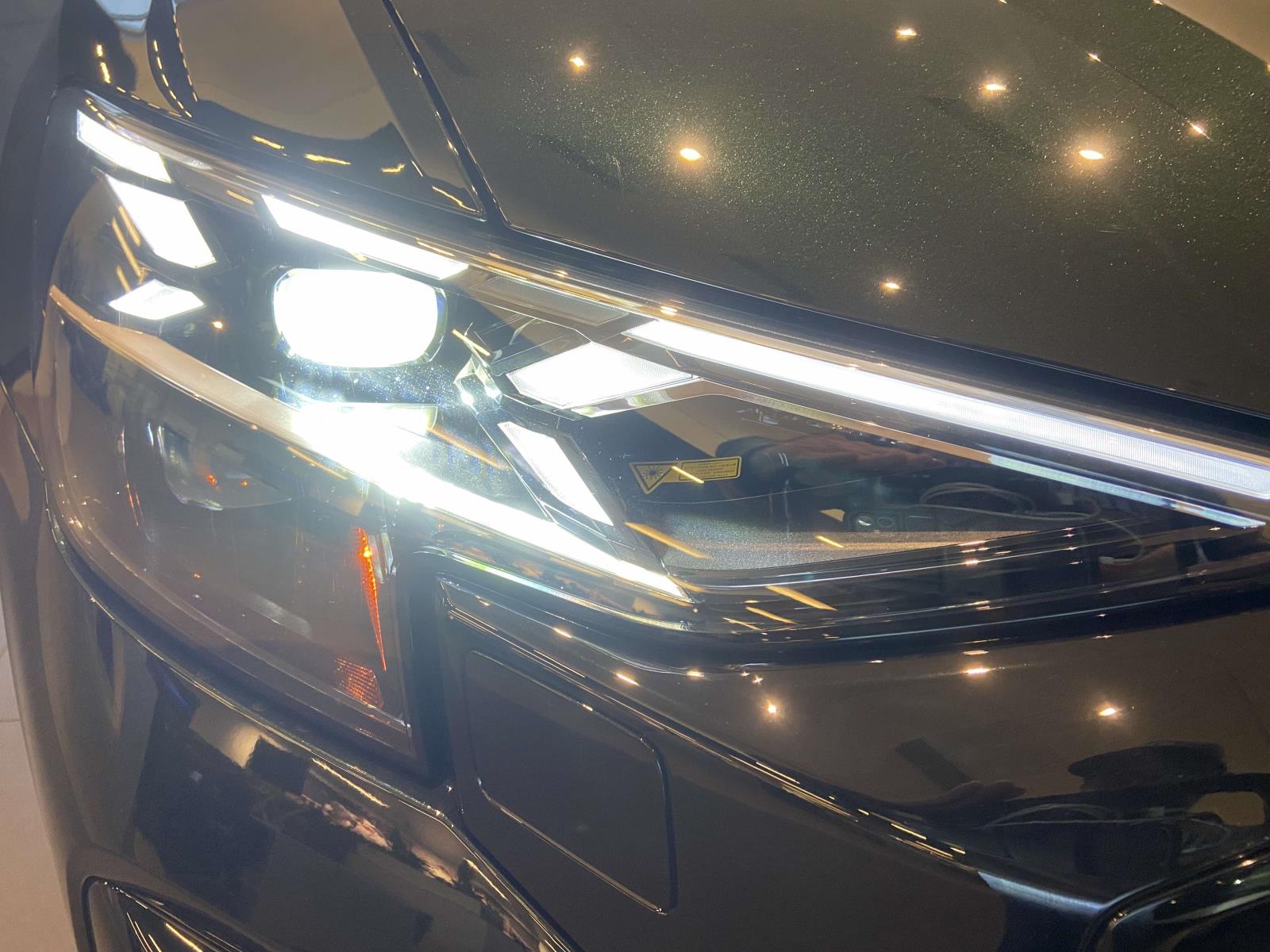 2026 Audi SQ8 Prestige photo 4