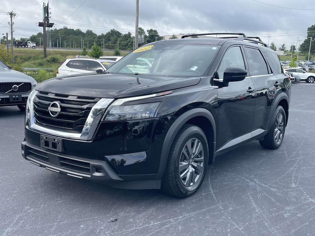 Used 2022 Nissan Pathfinder SV 4WD Sport Utility