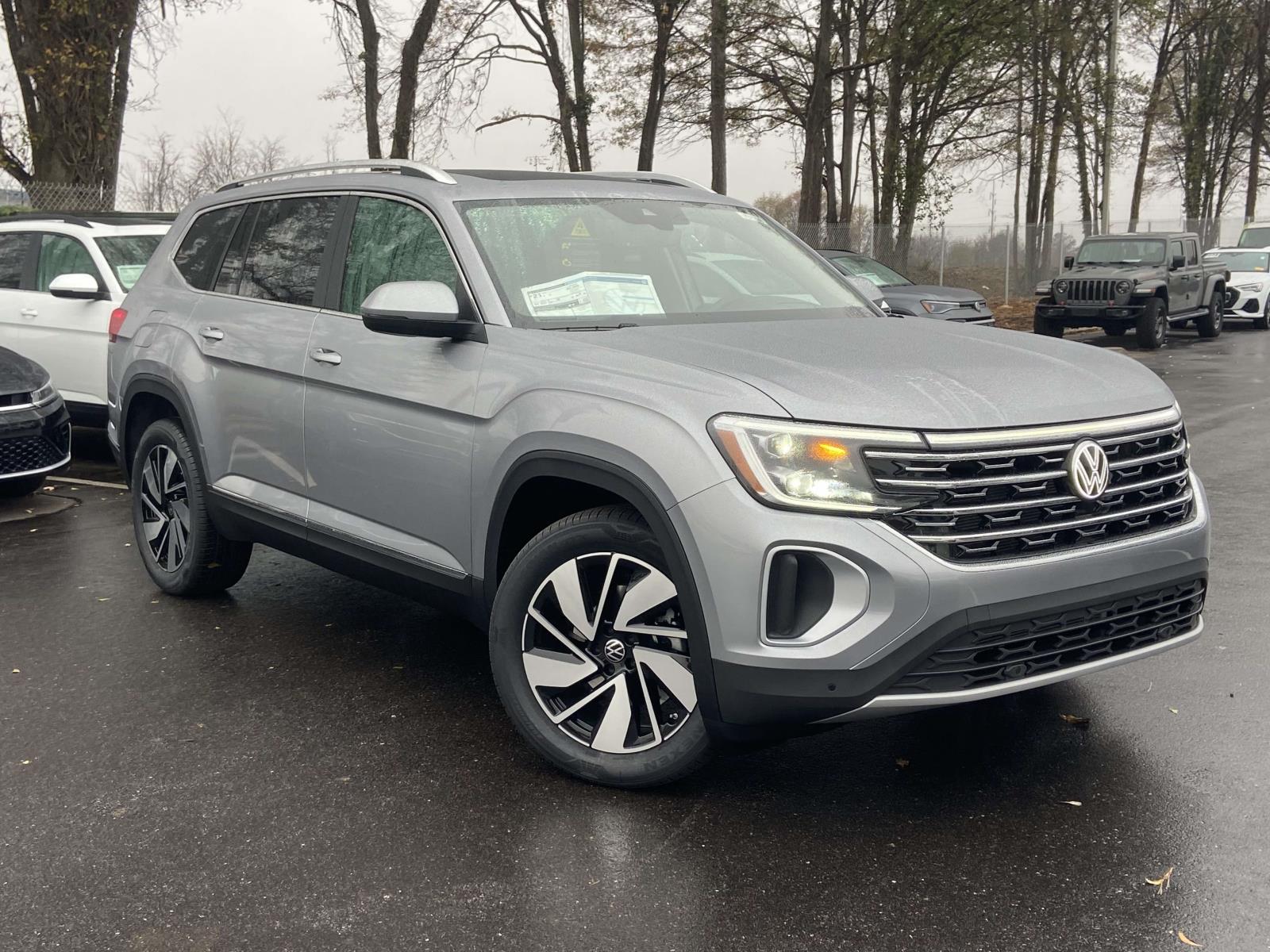 2026 Volkswagen Atlas SEL's photo