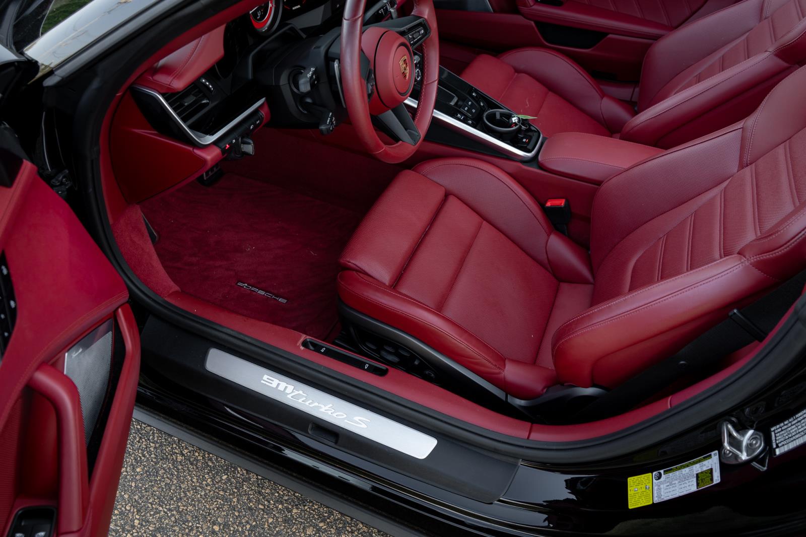 2024 Porsche 911 Turbo S - Photo 48