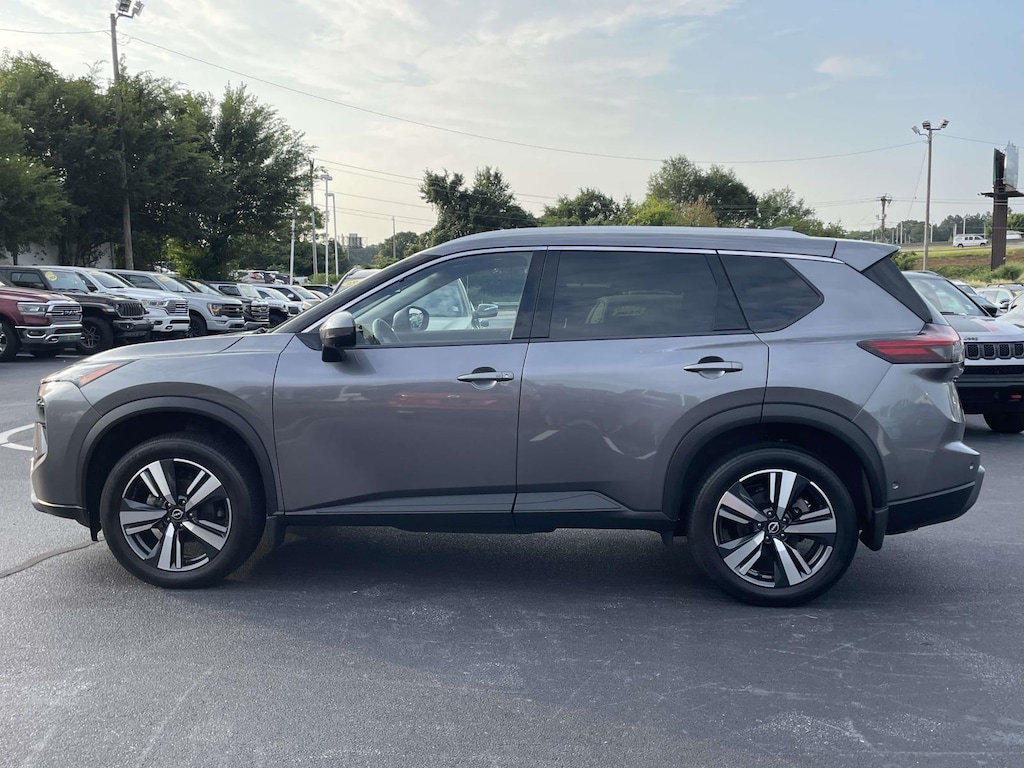 Used 2024 Nissan Rogue AWD SL Sport Utility