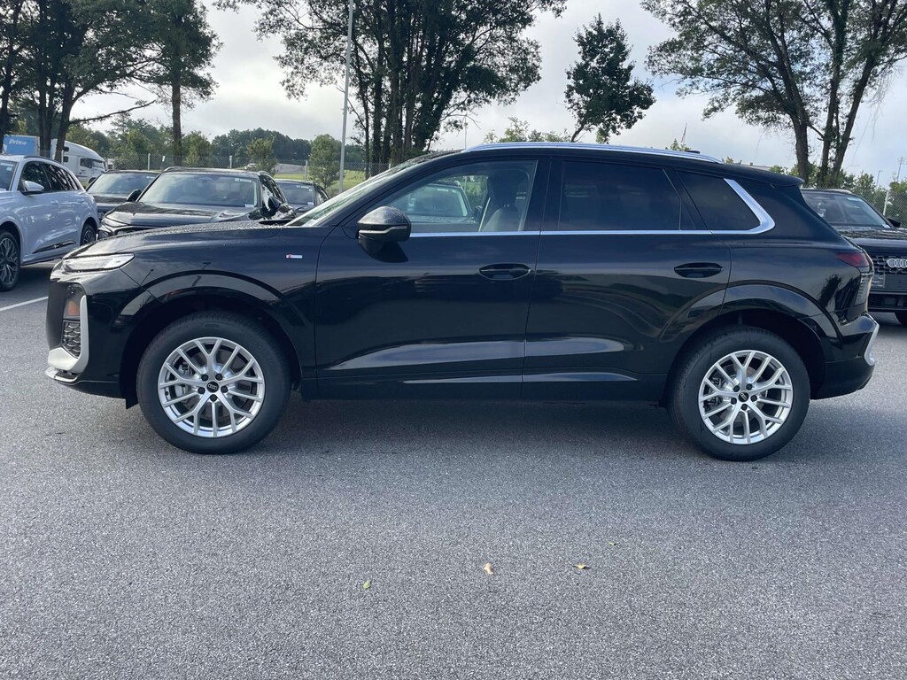 New 2026 Audi Q3 S line Sport Utility