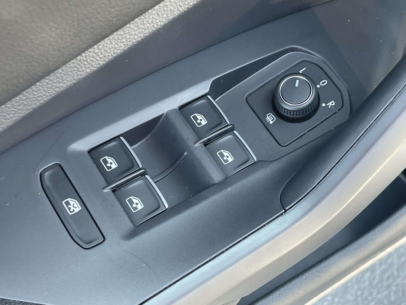 2026 Volkswagen Jetta Sport - Photo 15