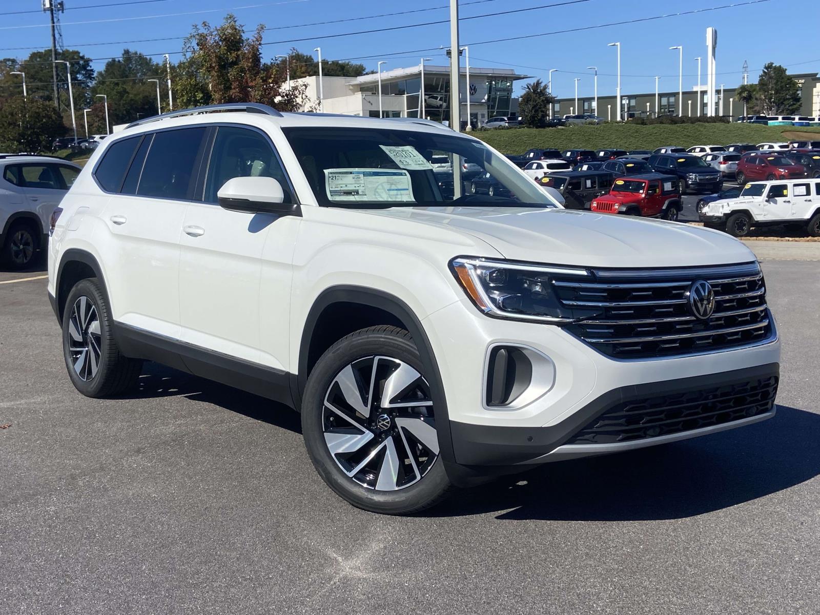 2026 Volkswagen Atlas SEL's photo