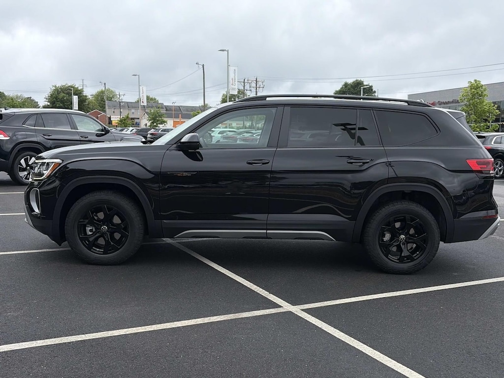 New 2026 Volkswagen Atlas 2.0T Peak Edition Sport Utility
