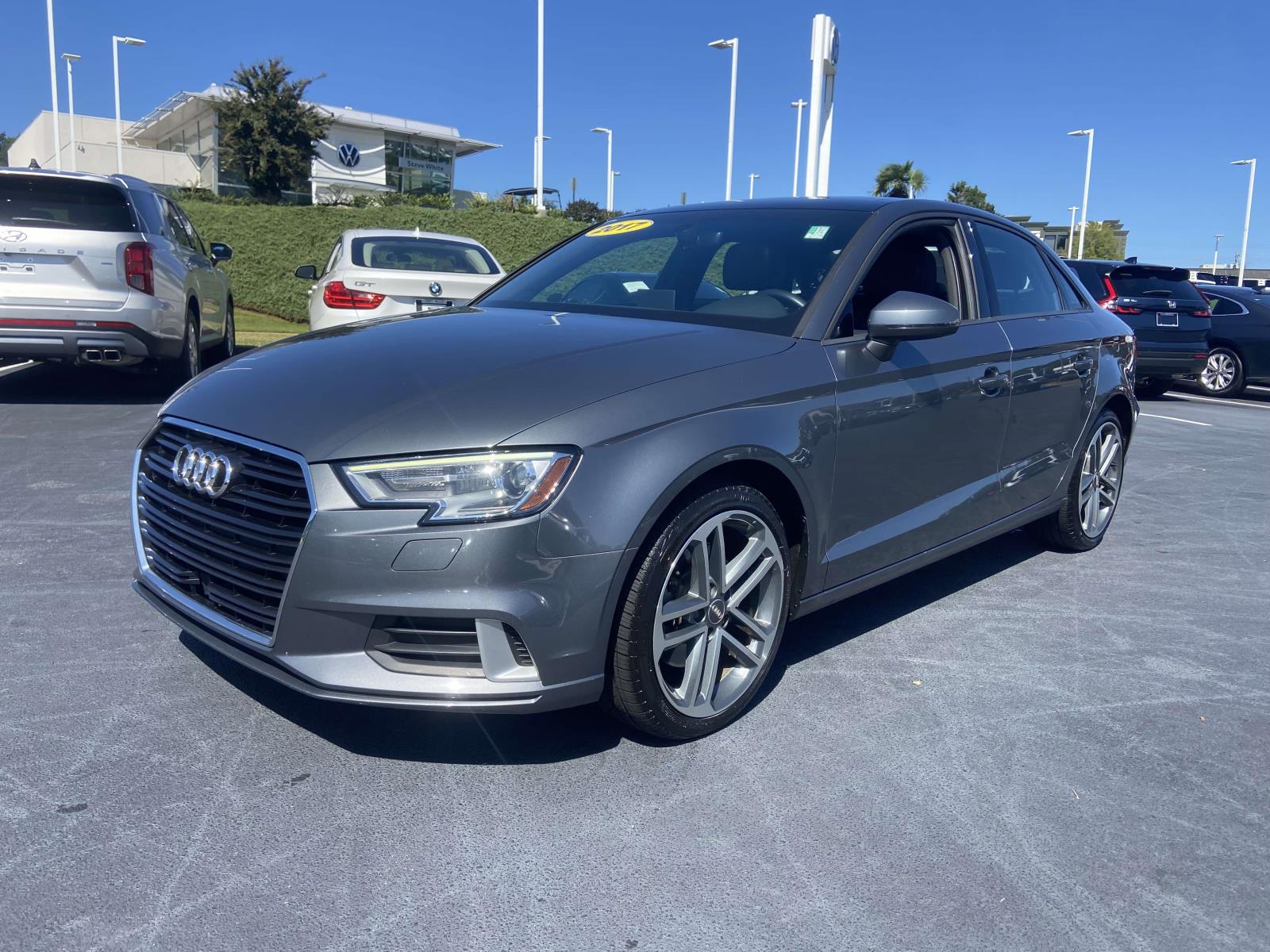2017 Audi A3 2.0 TFSI Premium photo 3