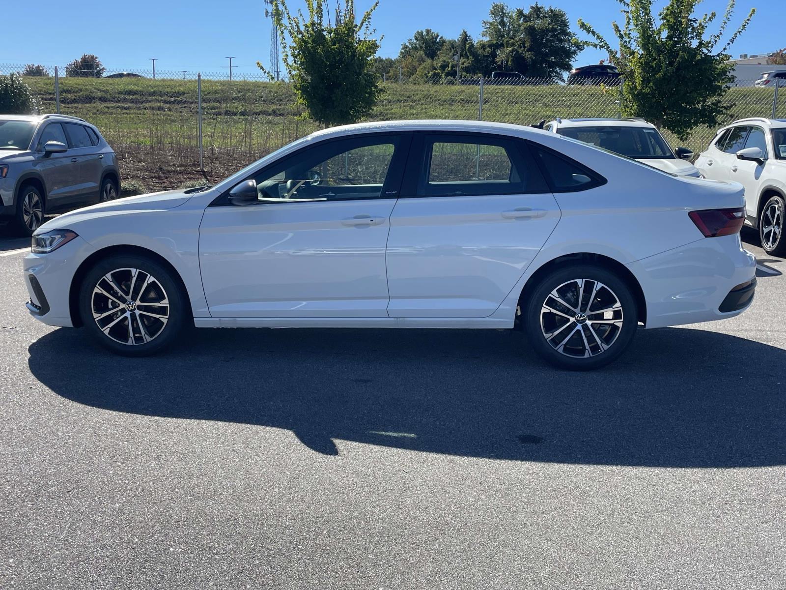 New 2027 Volkswagen Jetta 1.5T Sport Car