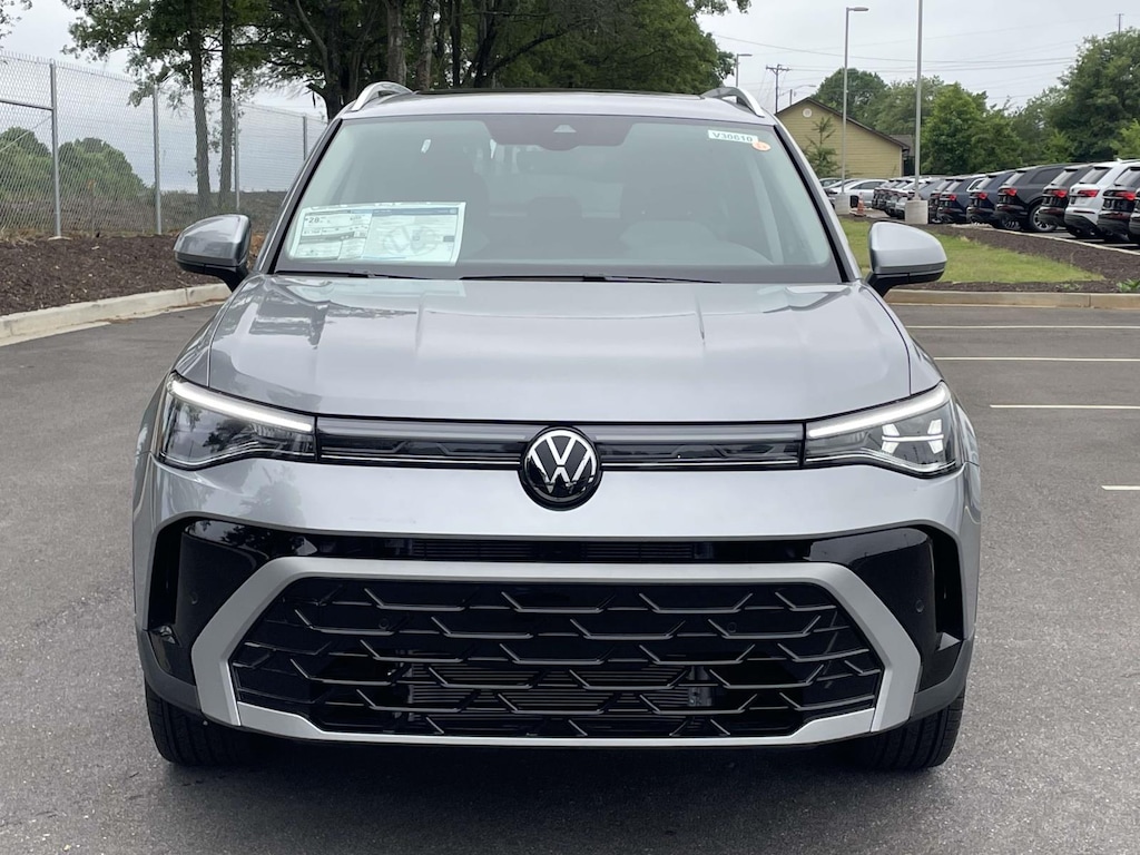 New 2026 Volkswagen Taos 1.5T SEL Sport Utility