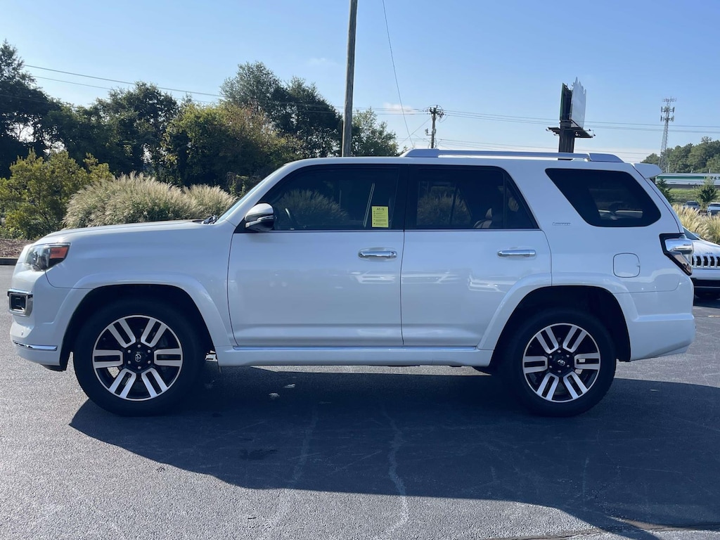 Used 2020 Toyota 4Runner SR5 2WD (Natl) Sport Utility