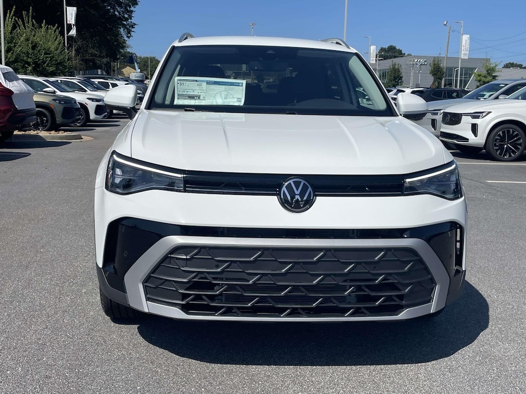 New 2026 Volkswagen Taos 1.5T SE Sport Utility