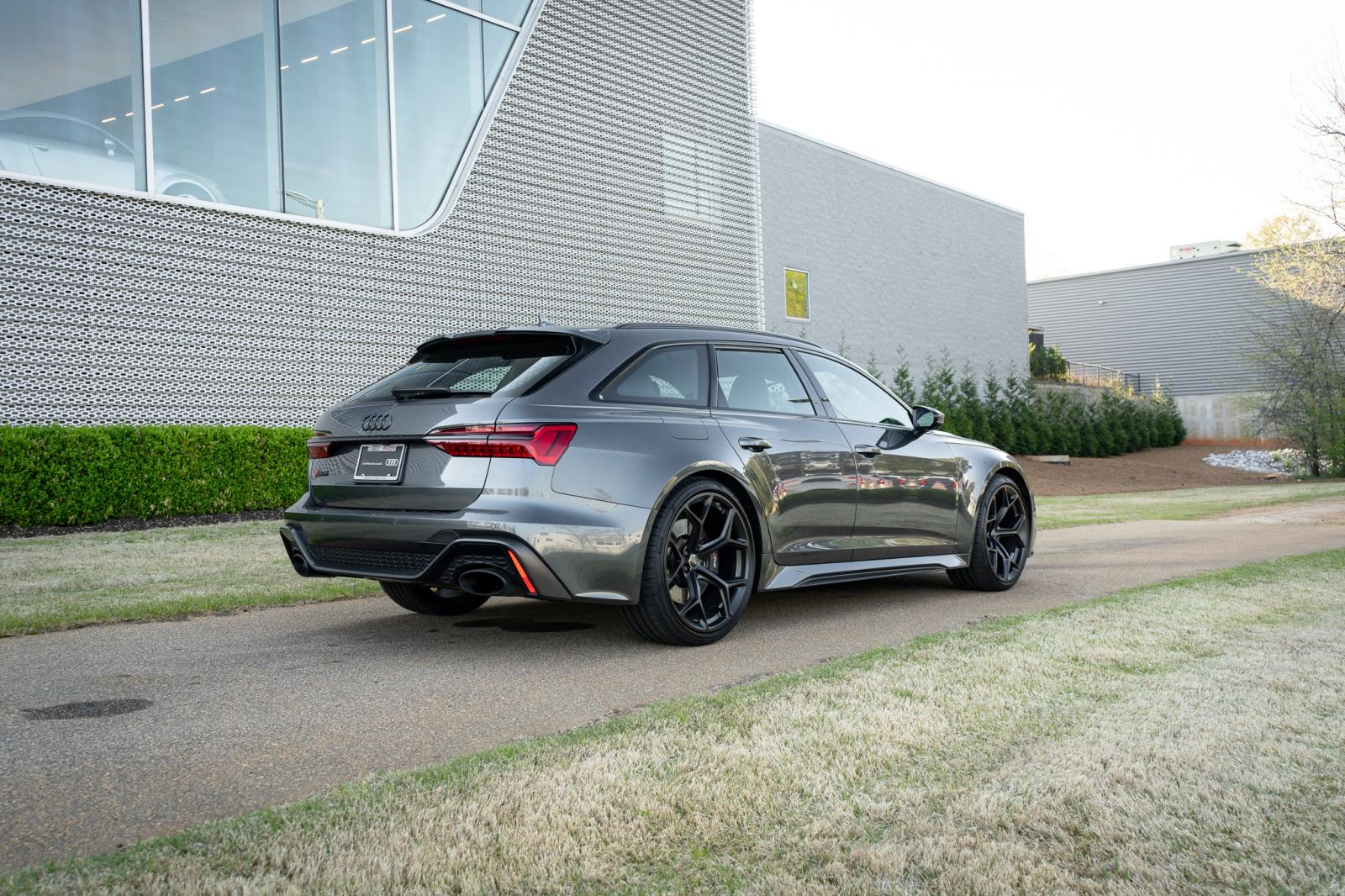 2024 Audi RS 6 Avant Base - Photo 20