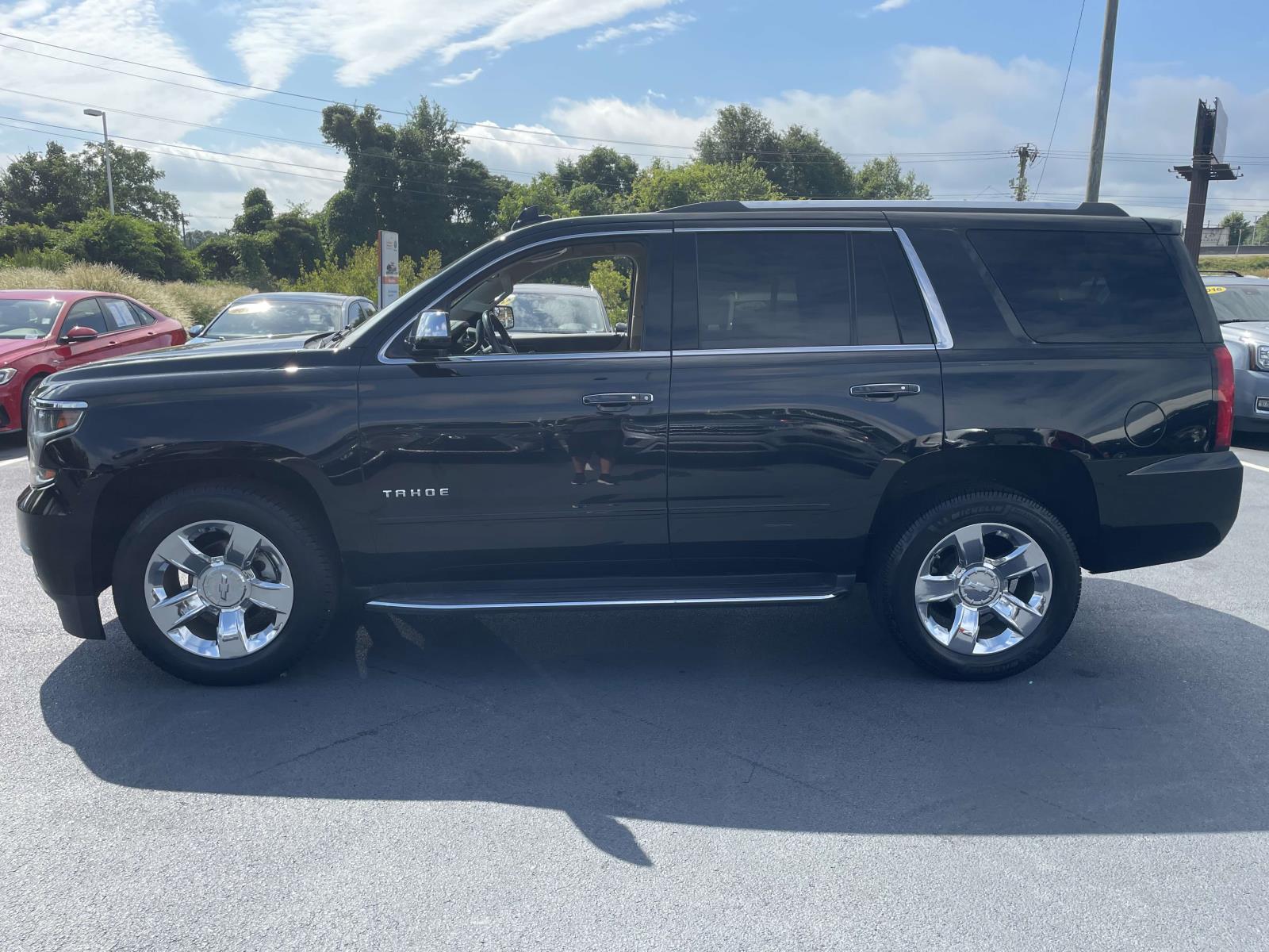 2019 Chevrolet Tahoe Premier photo 4