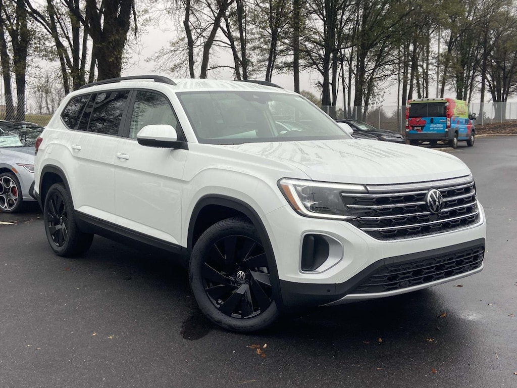 New 2026 Volkswagen Atlas 2.0T SE w/Technology Sport Utility
