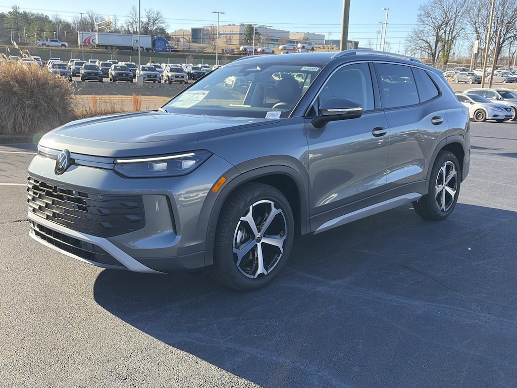 New 2026 Volkswagen Tiguan 2.0T SE Sport Utility