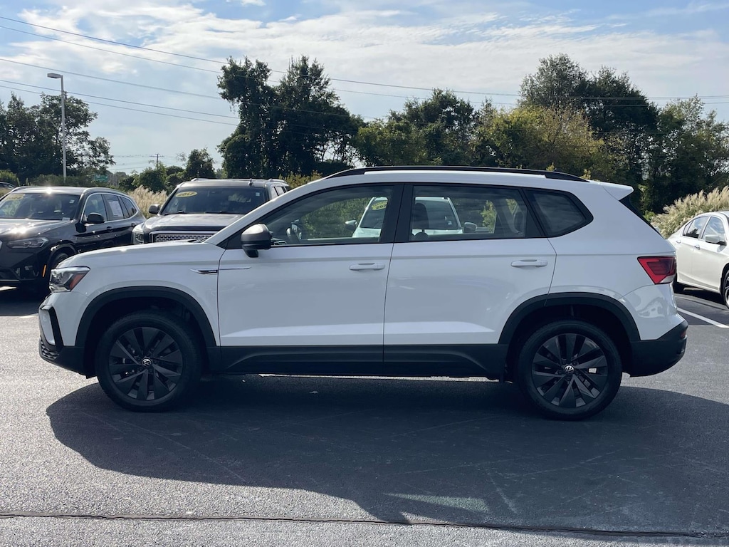 Certified 2024 Volkswagen Taos S FWD Sport Utility