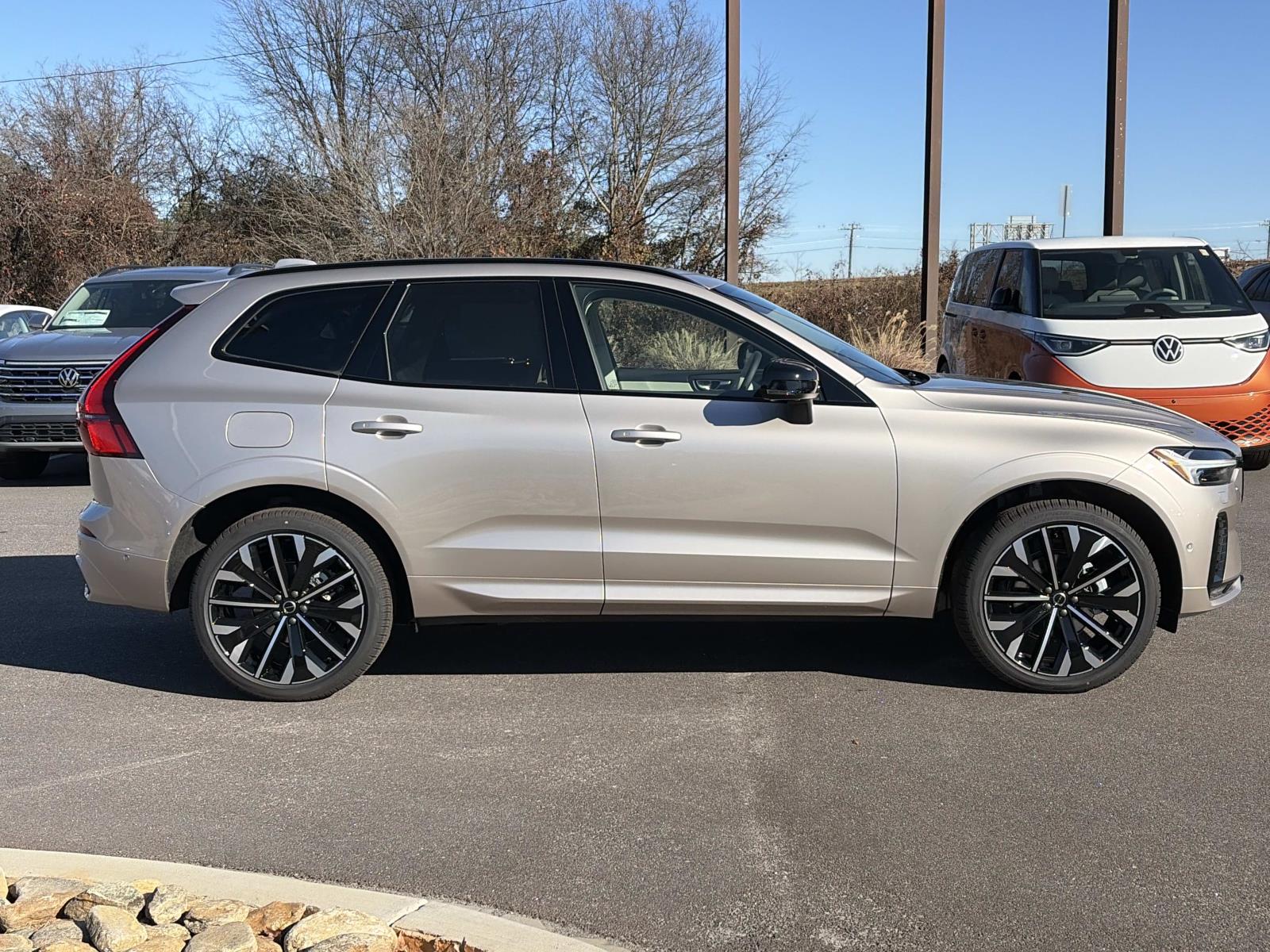 2026 Volvo XC60 Ultra - Photo 8