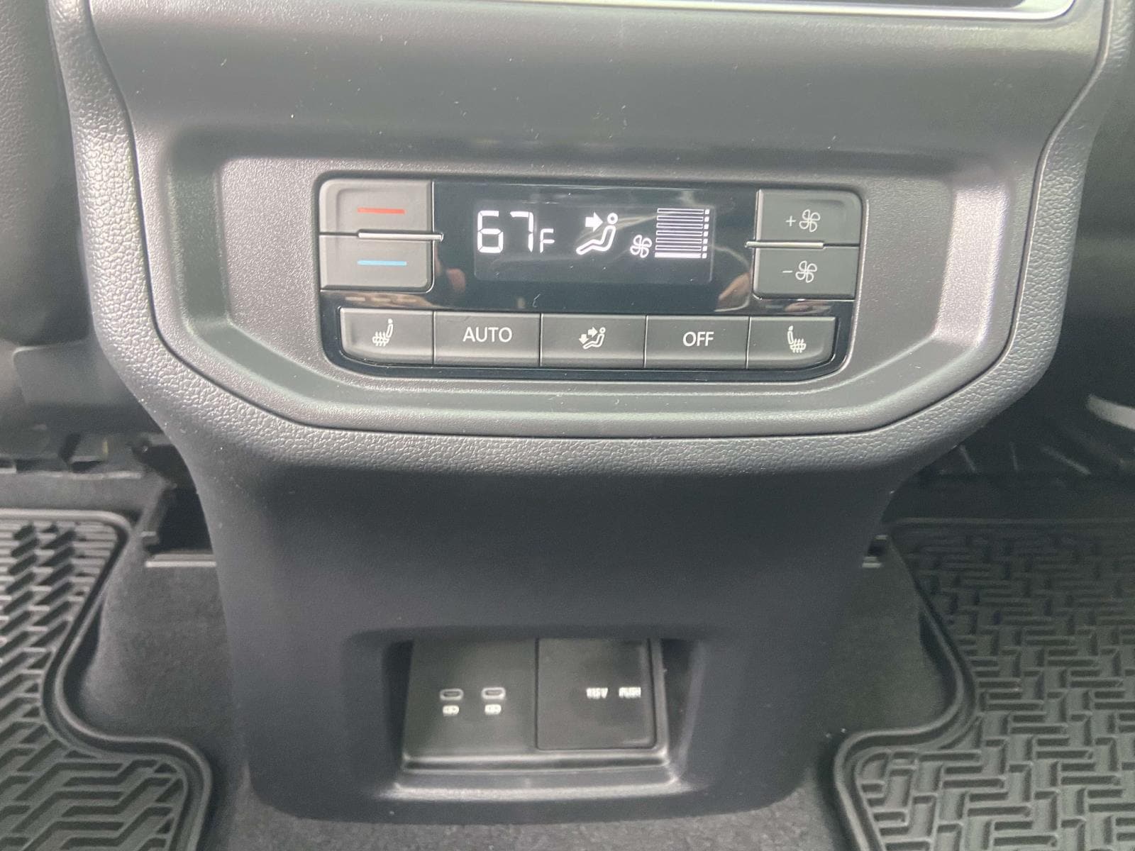 2026 Volkswagen Atlas SEL - Photo 16