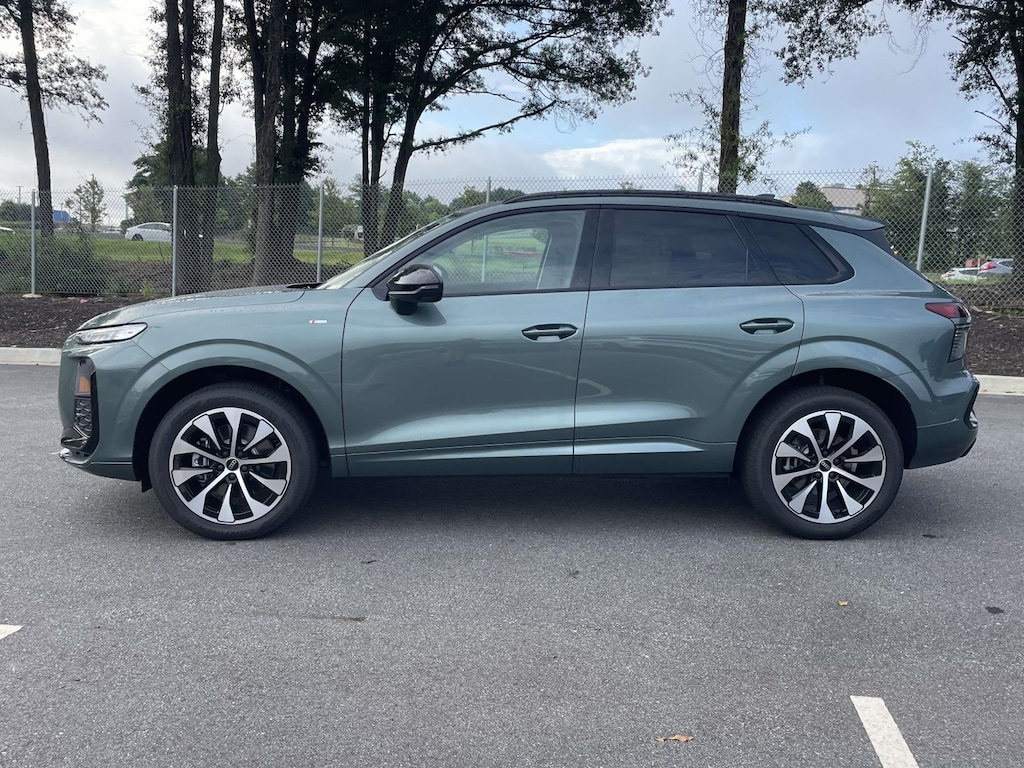 New 2026 Audi Q3 S line Sport Utility
