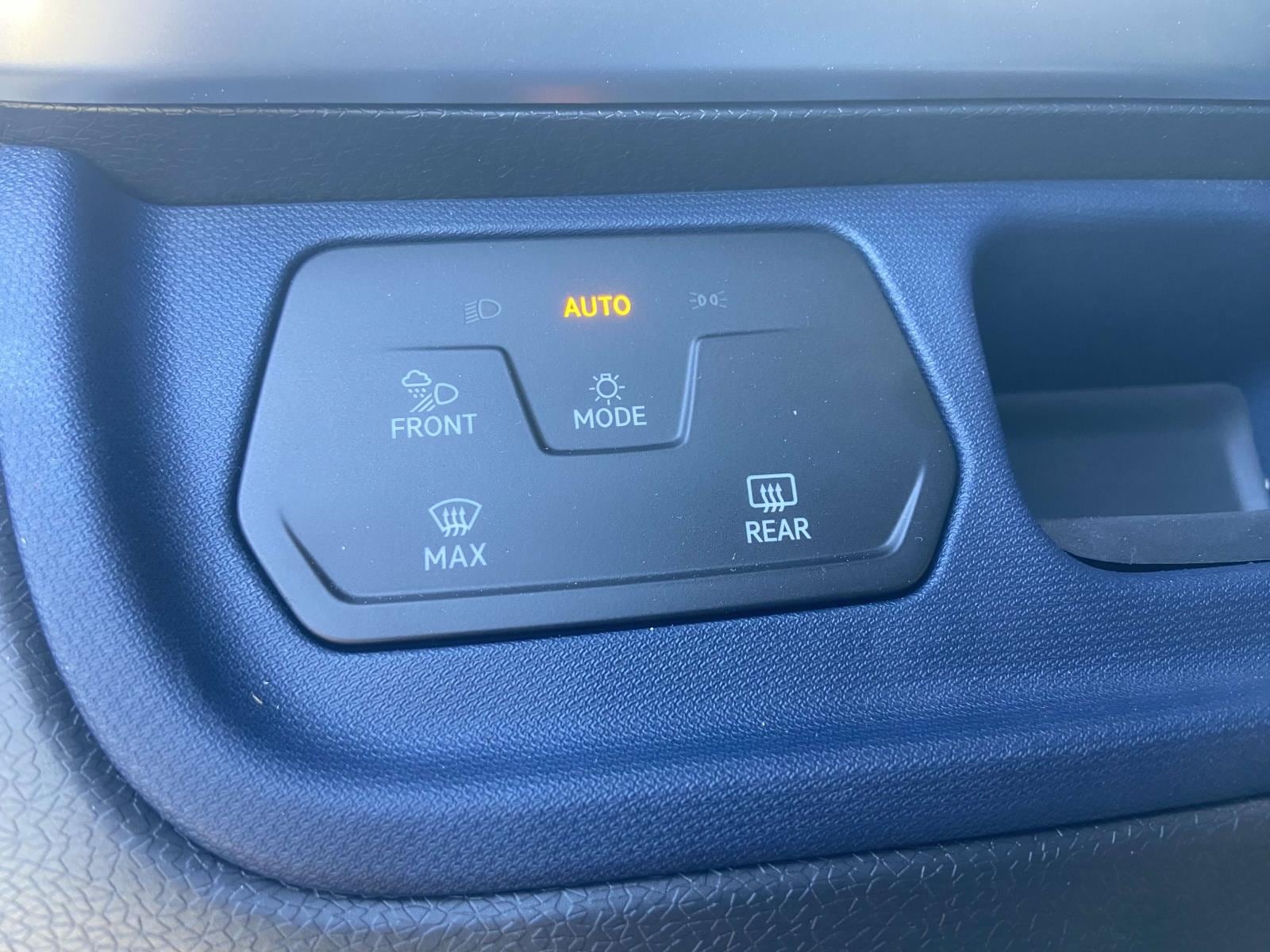 2025 Volkswagen ID. Buzz PRO S - Photo 21