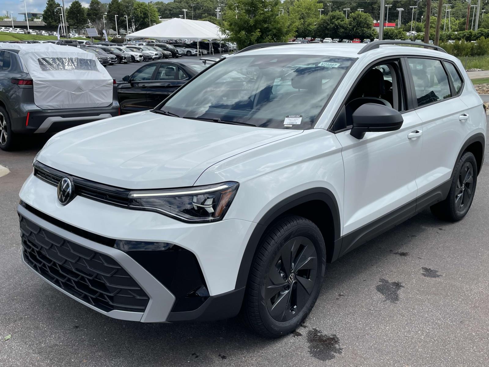2025 Volkswagen Taos S photo 3