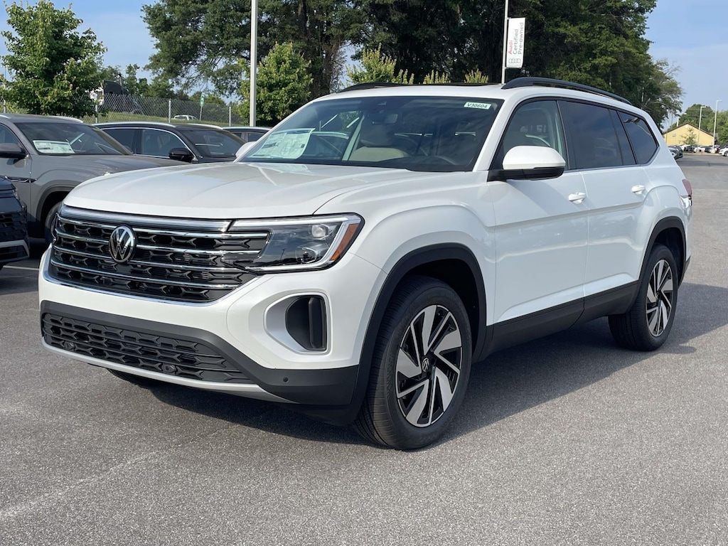 New 2026 Volkswagen Atlas 2.0T SE w/Technology Sport Utility