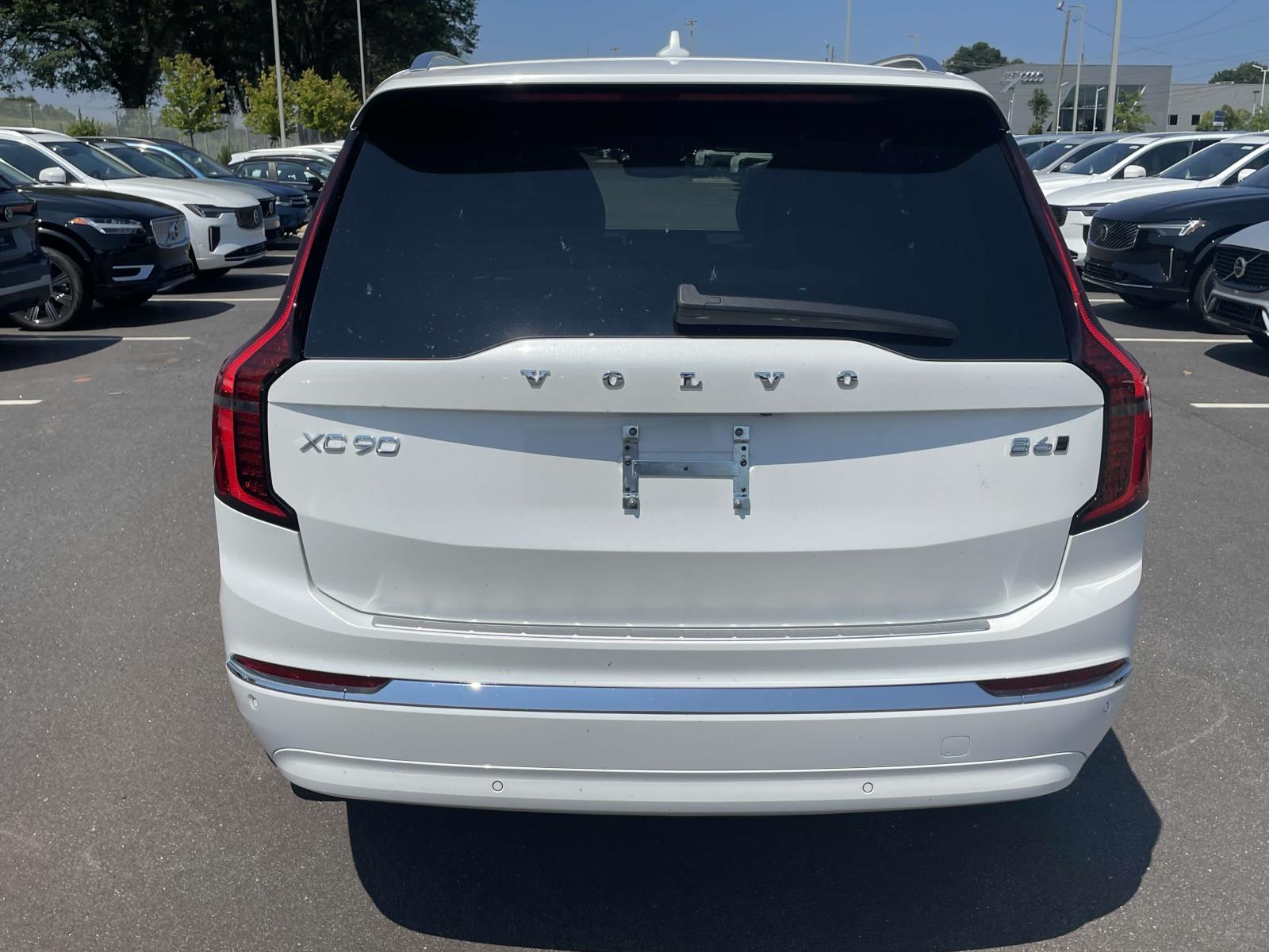 2026 Volvo XC90 Plus - Photo 6
