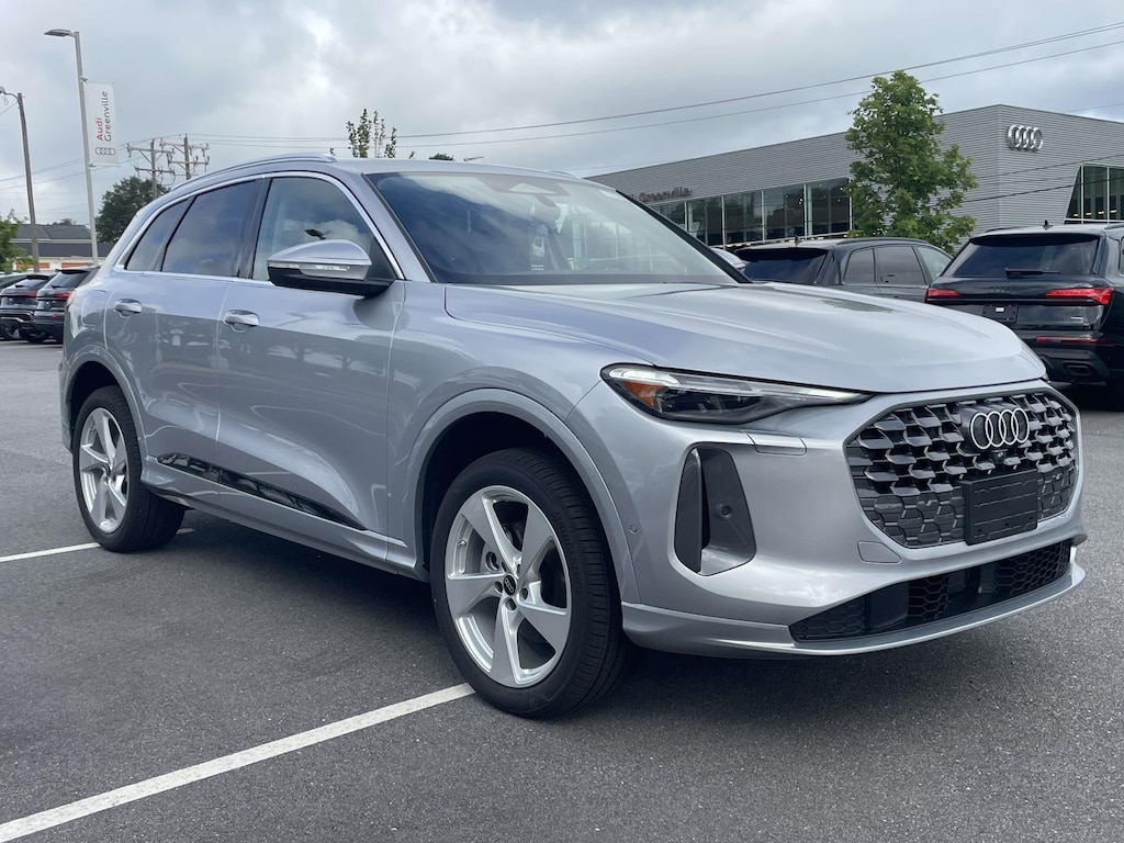 New 2026 Audi Q5 2.0T Premium Plus Sport Utility