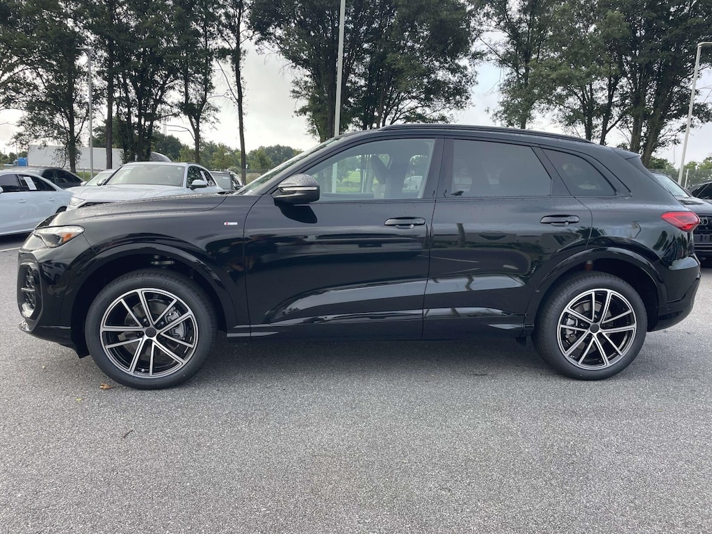 New 2026 Audi Q5 2.0T Premium Plus Sport Utility