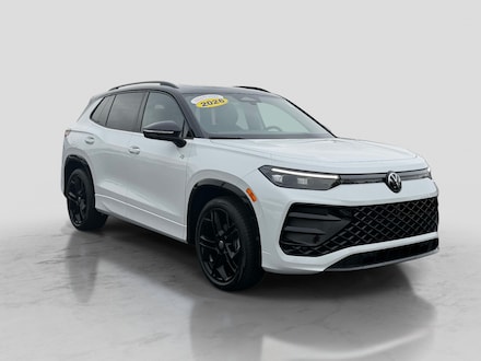 2026 Volkswagen Tiguan SE R-Line Black FWD Sport Utility