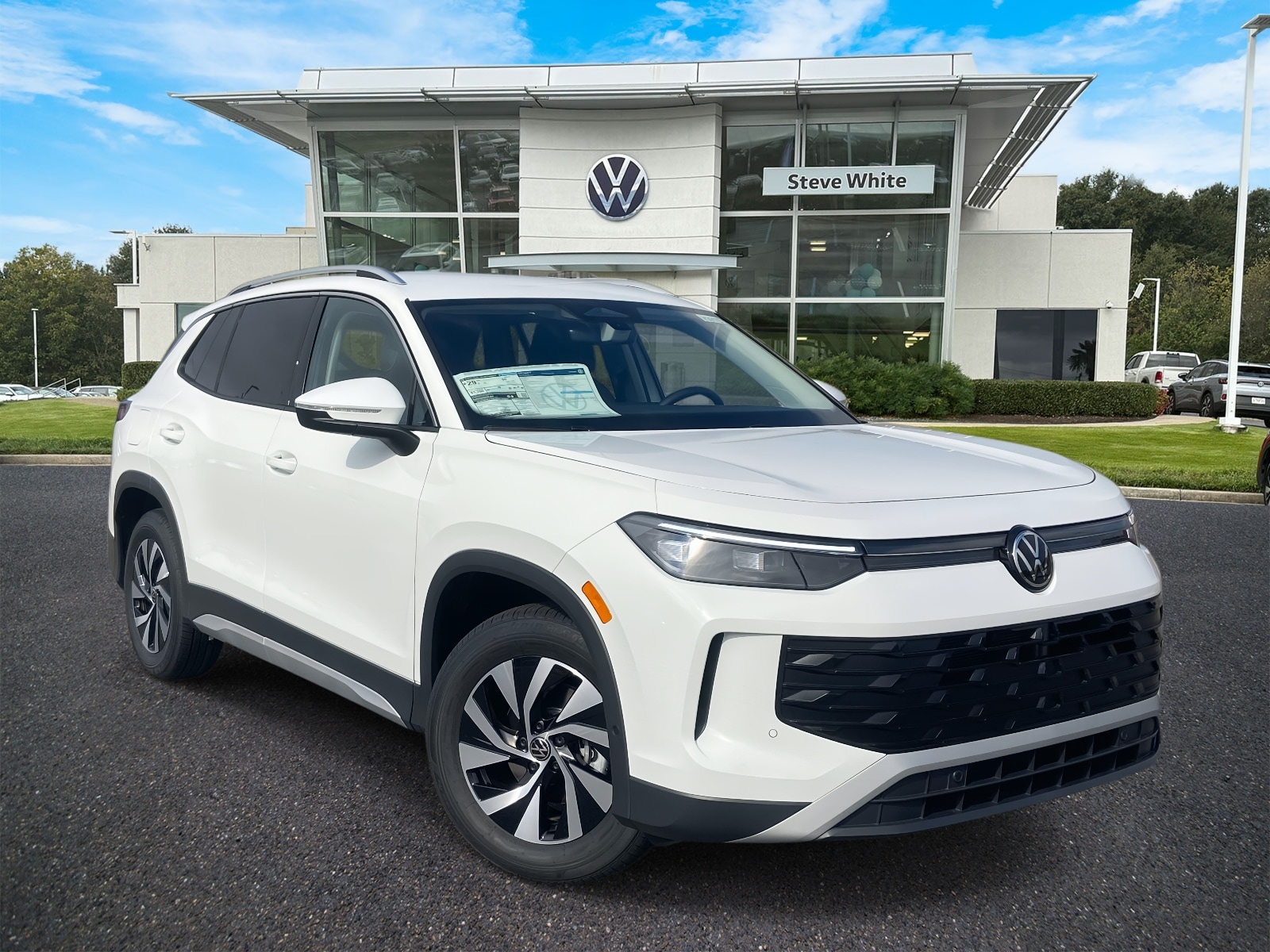 2026 Volkswagen Tiguan S's photo