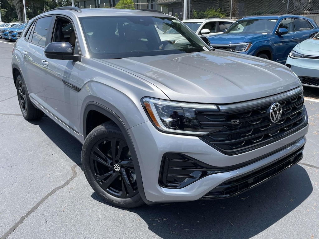 New 2025 Volkswagen Atlas Cross Sport 2.0T SEL R-Line Sport Utility