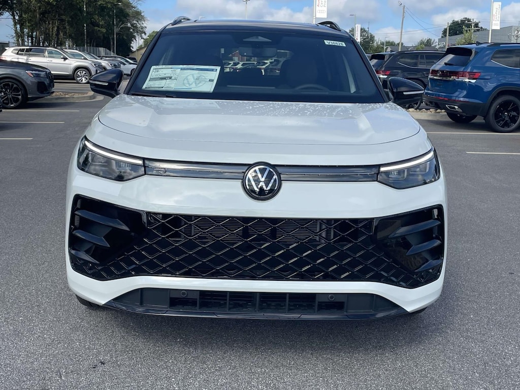 New 2026 Volkswagen Tiguan 2.0T SE R-Line Black Sport Utility