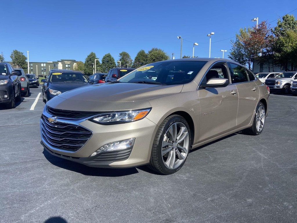 Used 2024 Chevrolet Malibu Sdn 2LT Car