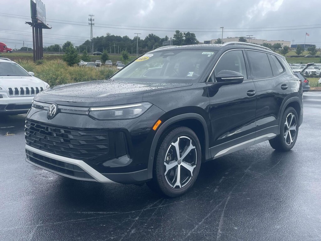 Certified 2026 Volkswagen Tiguan SE FWD Sport Utility