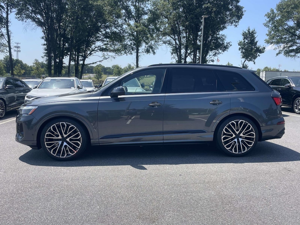 New 2026 Audi SQ7 Prestige Sport Utility