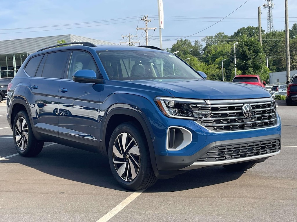 New 2026 Volkswagen Atlas 2.0T SE w/Technology Sport Utility